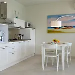 Vilu Mare 4* بولينيانو آ ماري