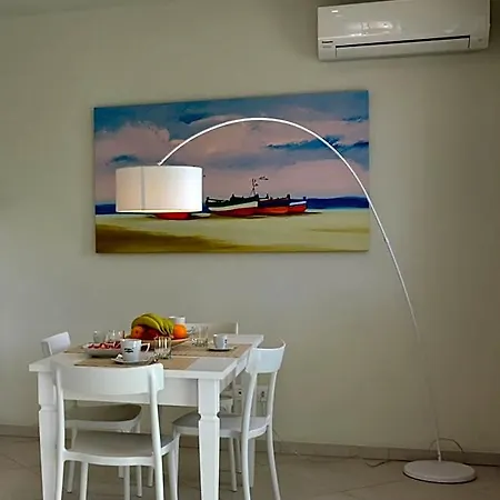 Vilu Mare 4* פולינאנו א מארה