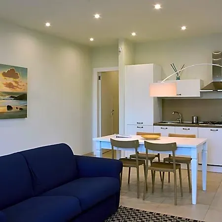 מלון דירות Vilu Mare 4*